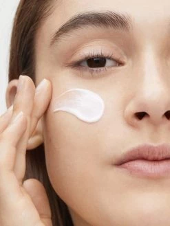 Shiseido Vital Perfection Uplifting & Firming Eye Cream -Deals Thessura Store unnamed file 654