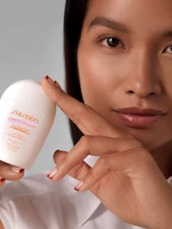 Shiseido Urban Environment Oil-Free Sunscreen SPF 42 -Deals Thessura Store unnamed file 772