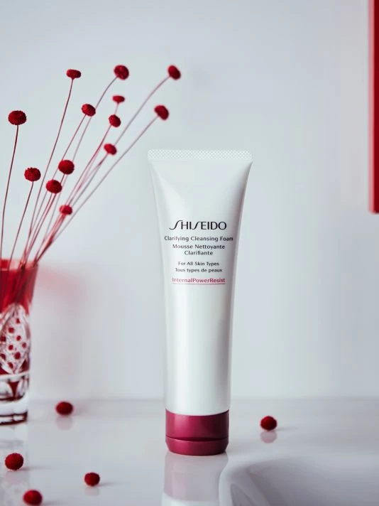 Shiseido Clarifying Cleansing Foam 6 Shiseido Clarifying Cleansing Foam - Image 4
